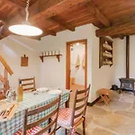 Holiday home Casa Il Fienile Porcigatone